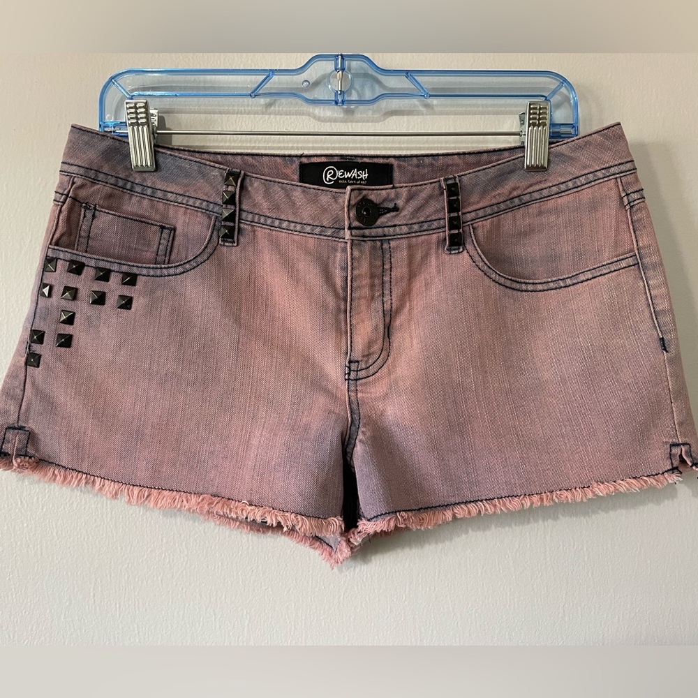 Rewash Pink Cut Off Jean Shorts Distressed Studded Denim Size 9 Style J6633A8X